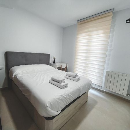 Casa San Juan - Habitaciones Privadas Logroño Exterior foto